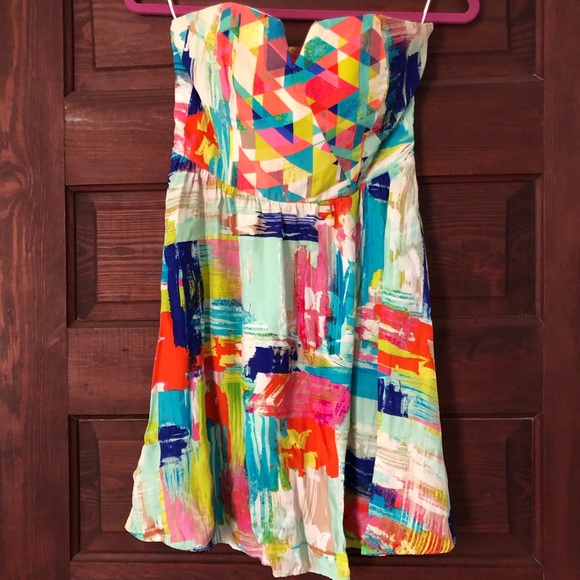 Alice & Trixie Dresses & Skirts - Alice & Trixie Paint Brush Strapless Mini Dress